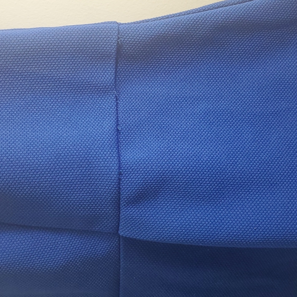 Blue top - Picture 2 of 2